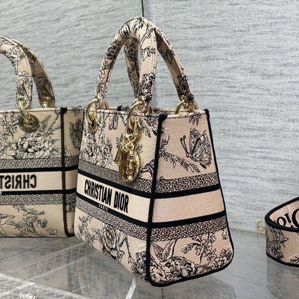 激安価格！ディオール LADY D-LITE ミディアムバッグ 偽物 dea09142