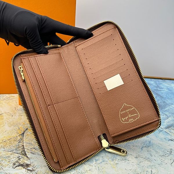 すぐ届くルイヴィトン LV × YK ジッピーウォレット コピー ヴェルティカル M81971
