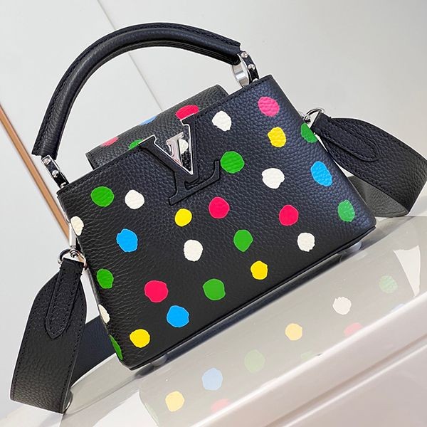 大人気！ルイヴィトン LV × YK カプシーヌ MINI 偽物 バッグ vuq09825