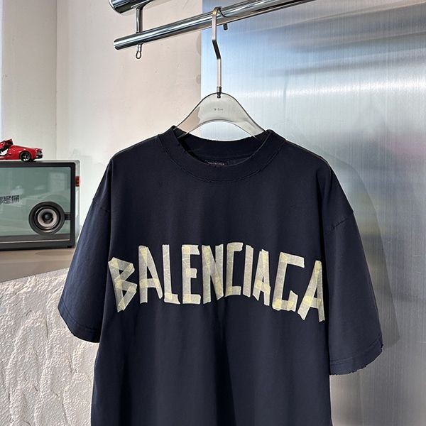 バレンシアガ Tape Type Tシャツ ヴィンテージジャージー 偽物 ミディアムフィット