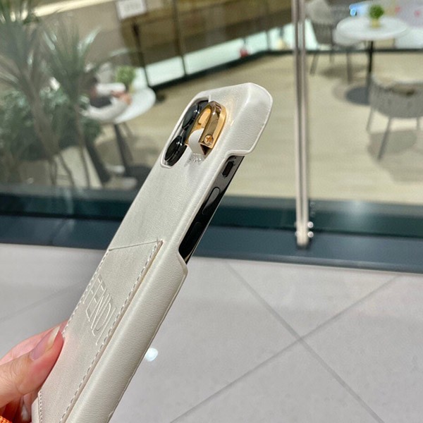 可愛いフェンディ ロゴ カードホルダーポケット付 iPhone13 Proケース コピー feb02332
