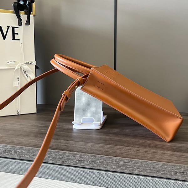 完売必至ロエベ カーフ スタンダード A5 トートバッグ 偽物 2サイズ loo81477