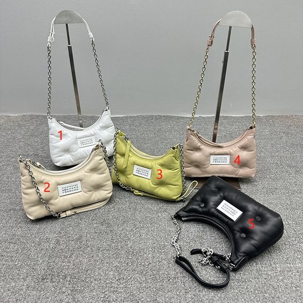 大人気！注目度抜群！メゾンマルジェラ グラム スラム 偽物ミニバッグ Mam75187