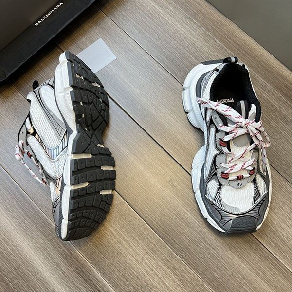 新デザイン バレンシアガ SNEAKERS スニーカー 偽物 baf97127