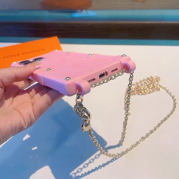 争奪戦♡ルイヴィトン iPhone13/14 PROケース コピー トランク M81997