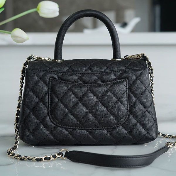 シャネル ココハンドル 偽物 24cm ミニフラップ shw27560