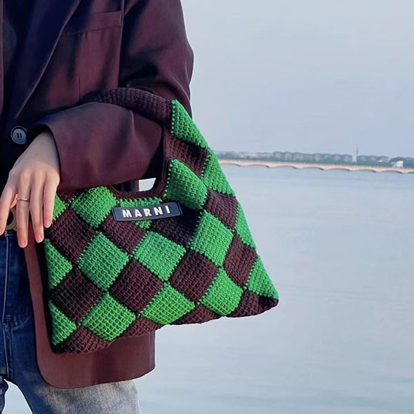 マルニマーケット 偽物◇テックウール製 DIAMONDスモールバッグ グリーン man88679