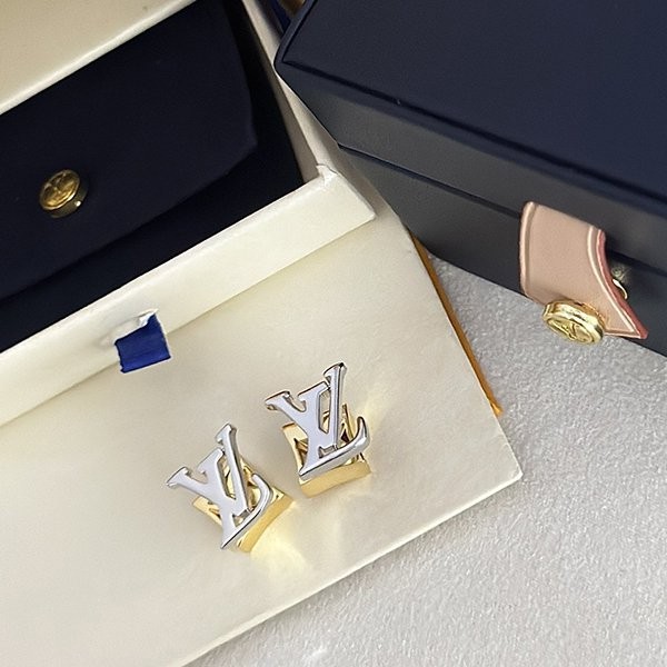 【セレブ多数愛用】ルイヴィトン LV アイコニック ピアス スーパーコピー vul01404