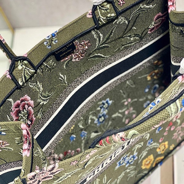 送料無料 ディオール 偽物 ブックトート Petites Fleurs ラージバッグ M911
