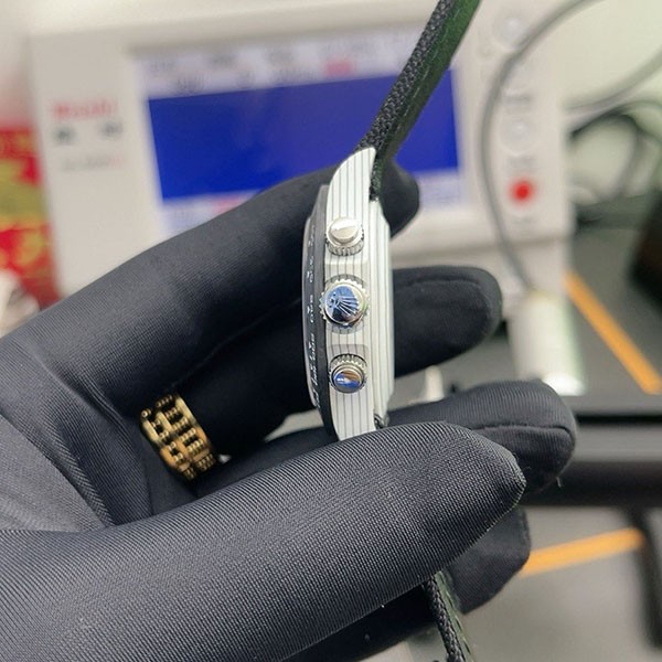 すぐ届 ロレックス DiW コピー カーボン デイトナ イルビス rox82356