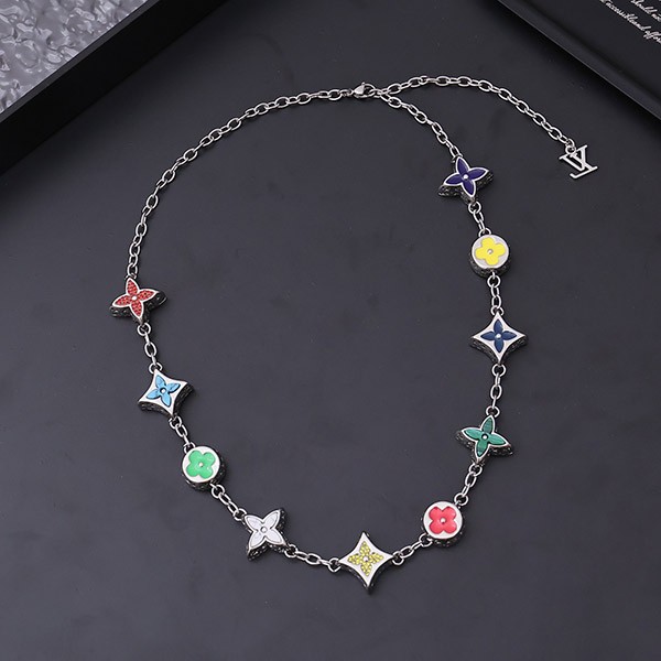 《華やかな印象に》ルイヴィトン コピー ビッグパーティーネックレス M01058