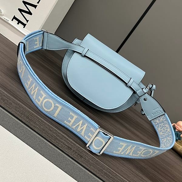希少ロエベ ゲート デュアル ミニ ショルダーバッグ コピー lon60225