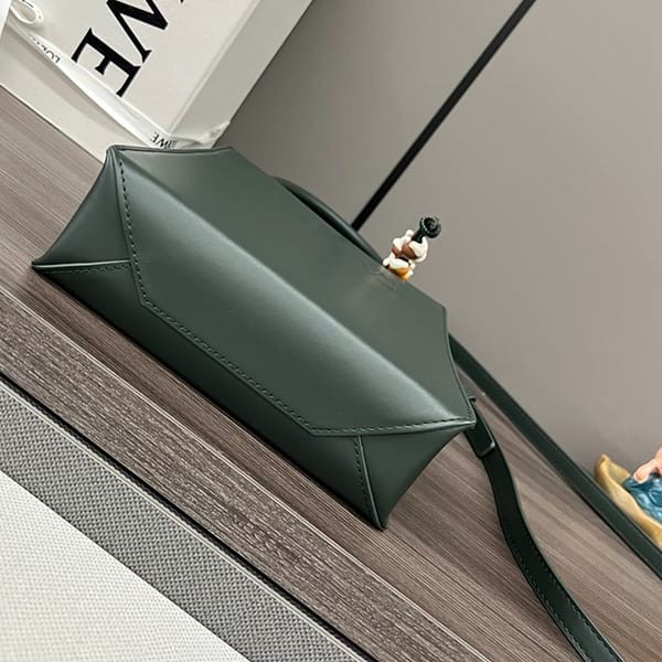 おすすめロエベ コピー スタンダード A5 トートバッグ スリークカーフ lov24971