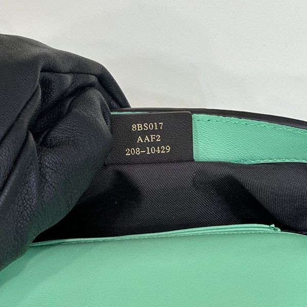 【新作23AW】フェンディ バゲット 偽物ミニ ショルダーバッグ 3way few58289