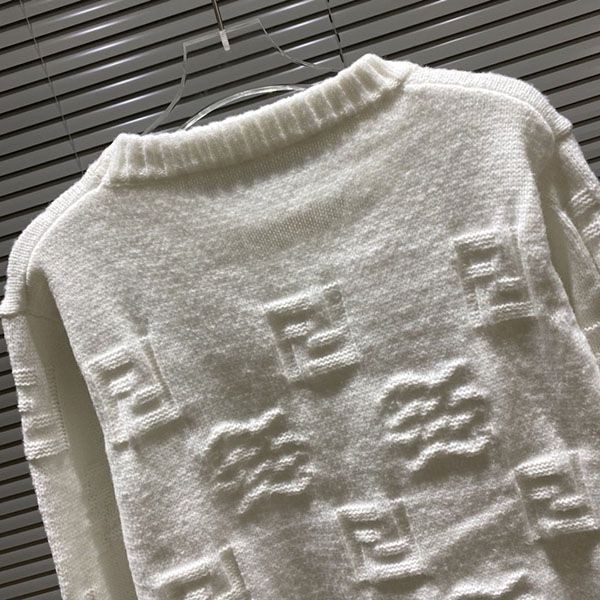 n級 おすすめ フェンディ カットアウト セーター 偽物 fez91064