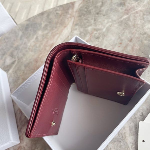 注目度抜群！ディオール☆LADY Dior ミニウォレット N級品 dej57852