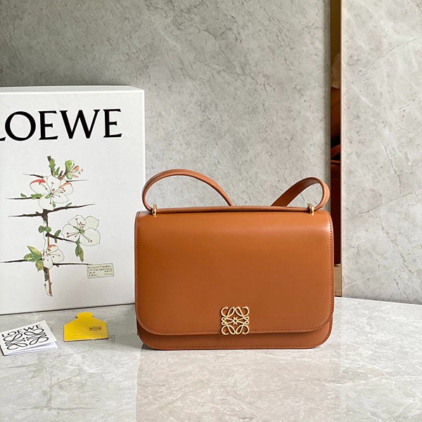 ロエベ ショルダーバッグ 偽物＞ゴヤバッグ シルクカーフ ミディアム goya アナグラム A896N01X037276