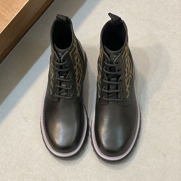 ★日本!!人気！フェンディ レースアップ シューズ 偽物 fej03186