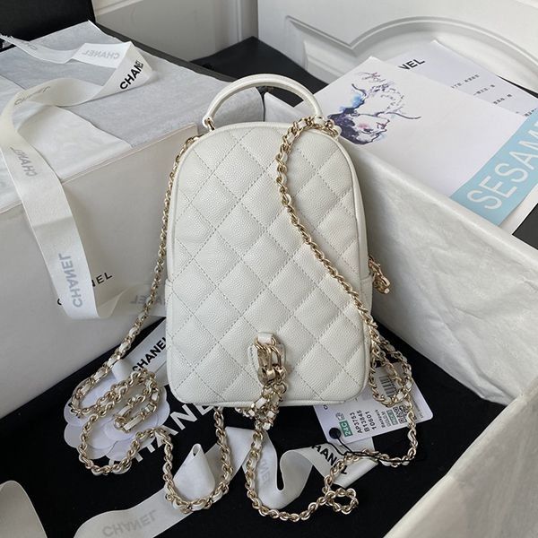 【2WAYで楽しめる♪】シャネル バックパック 偽物ショルダーバッグ AP3753