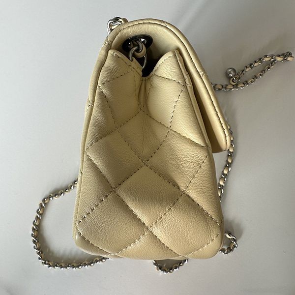 入手困難品！シャネル★マトラッセ N級品 ショルダーバッグ★ AS178