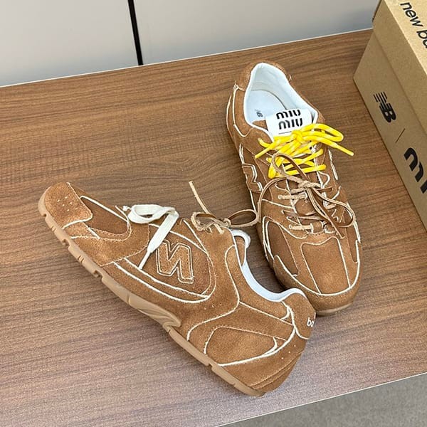 すぐ届くミュウミュウとNew Balance 偽物のコラボ★デニム スニーカー myk76990